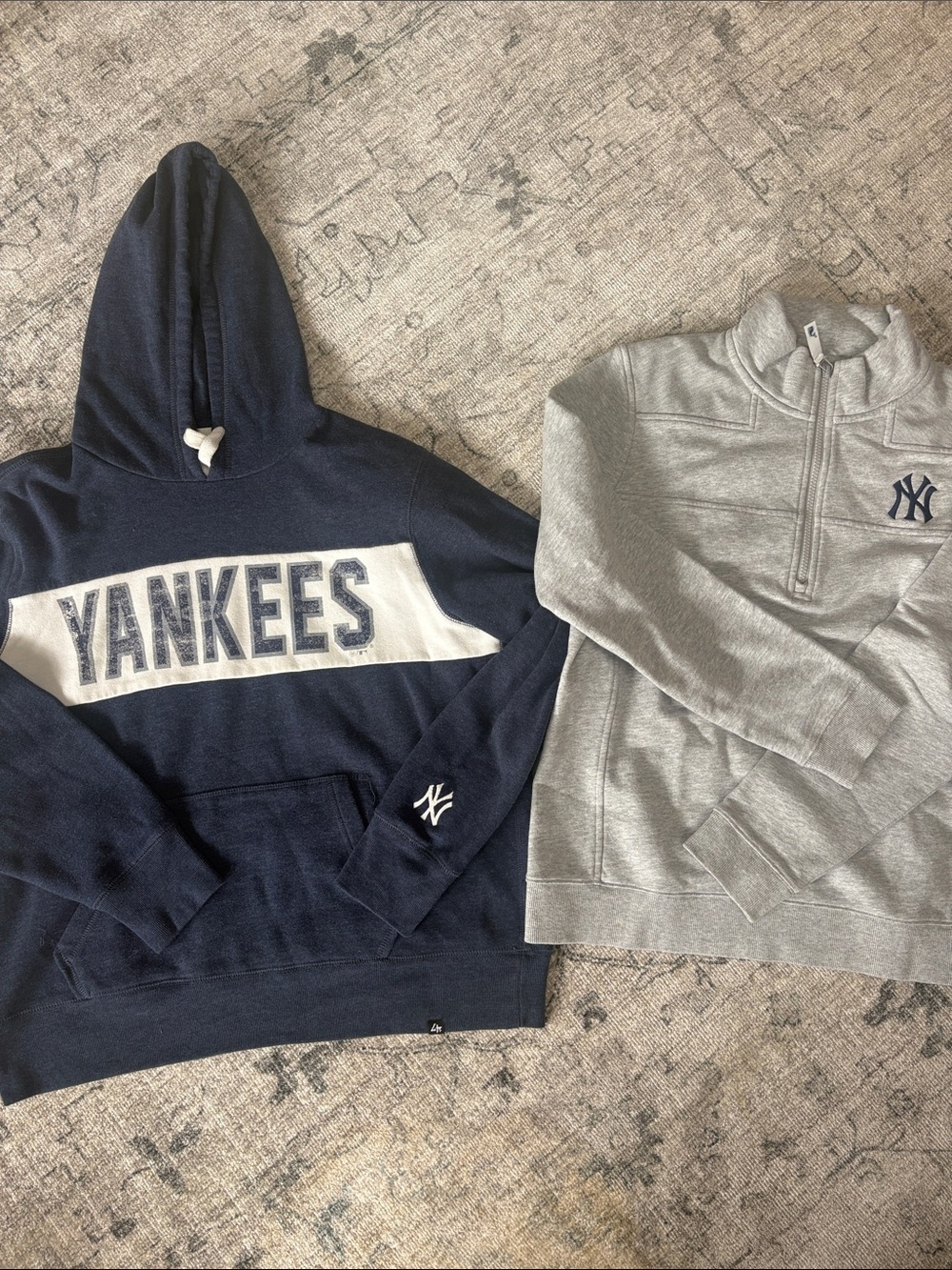 YANKEE SWEATSHIRT BUNDLE